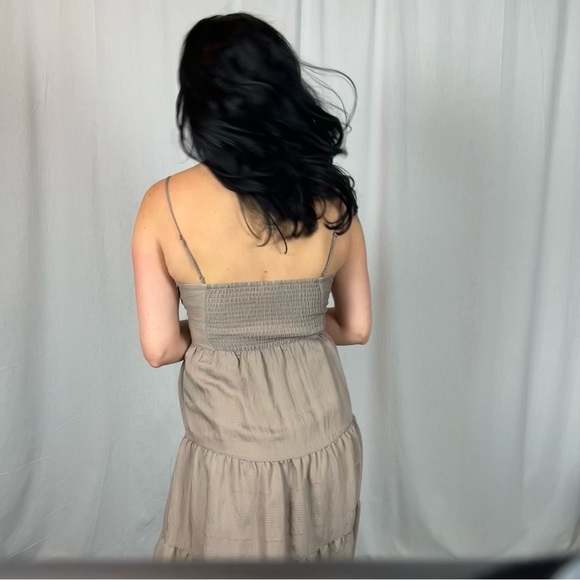 Gentlefawn Dress. - Picture 2 of 2